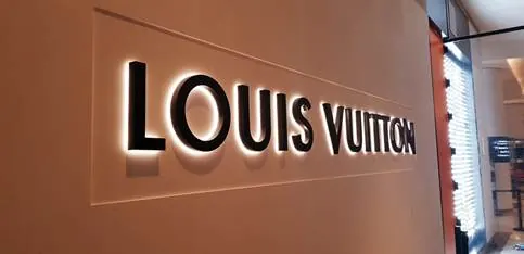 Emaar – Louis Vuitton – Mağaza Cephe ve Zemin Mermer İşleri 2