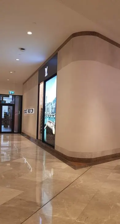 Emaar – Louis Vuitton – Mağaza Cephe ve Zemin Mermer İşleri 4