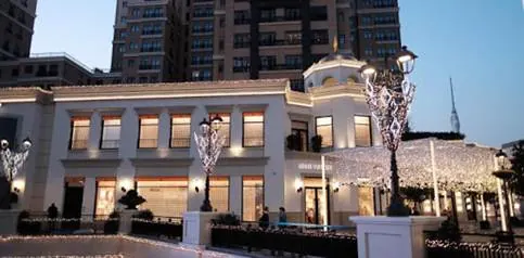 Emaar – Louis Vuitton – Mağaza Cephe ve Zemin Mermer İşleri 5