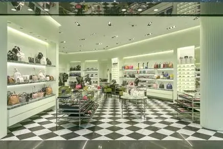İstanbul Havalimanı – Prada – Mağaza Cephe ve İç Alan Mermer İşleri 2