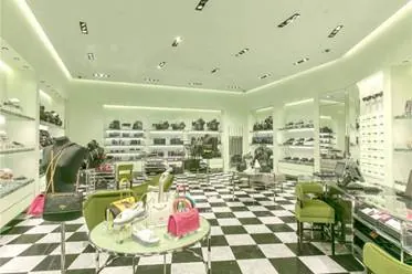 İstanbul Havalimanı – Prada – Mağaza Cephe ve İç Alan Mermer İşleri 6